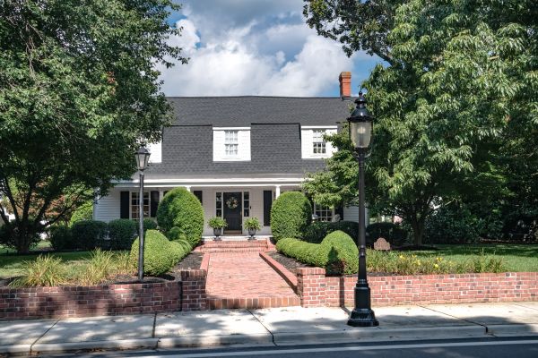 Brick Landscaping Service in Tarpon Springs