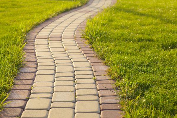 Sidewalk Brick Repair in Tarpon Springs